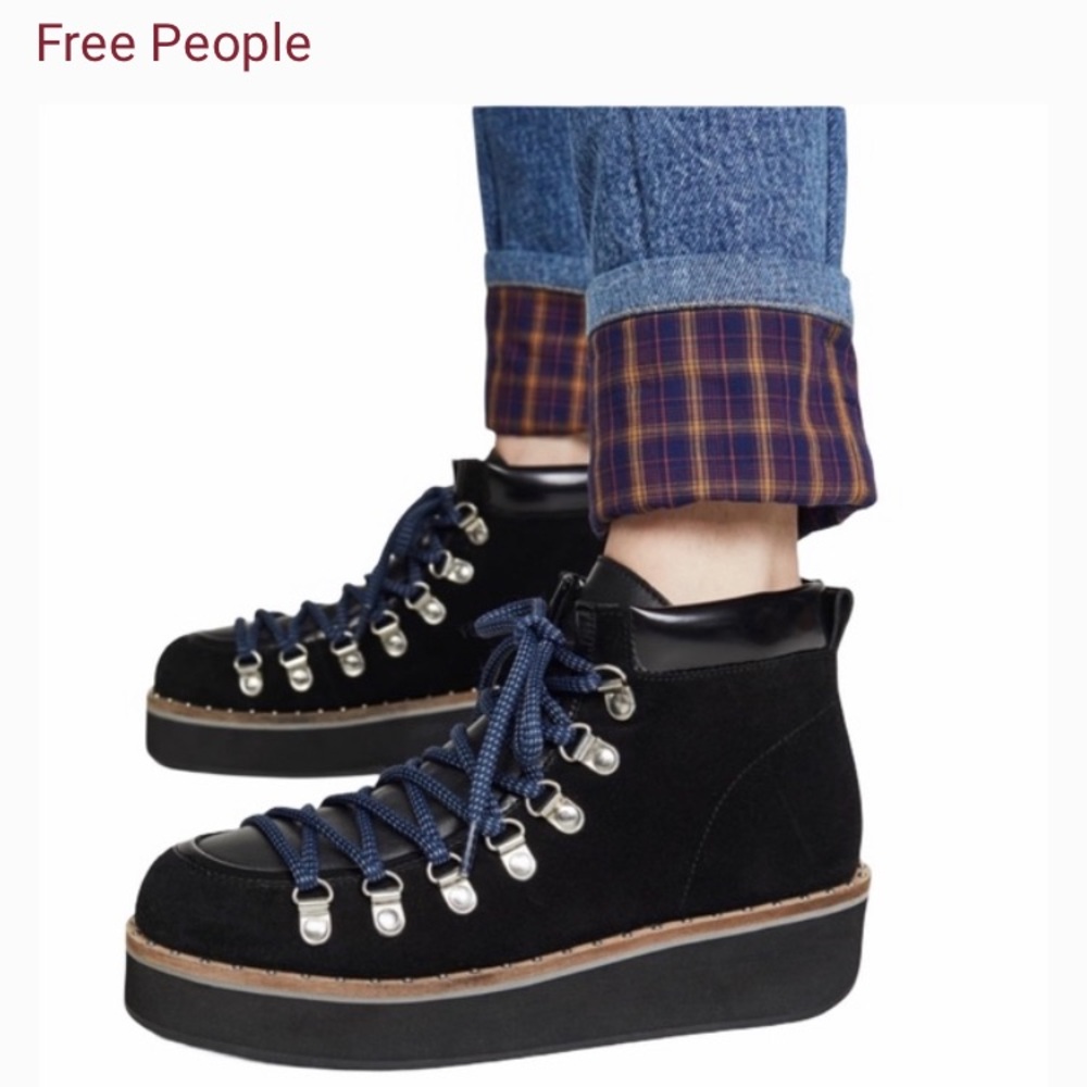 NWOT FREE PEOPLE DURANGO ANKLE BOOTS